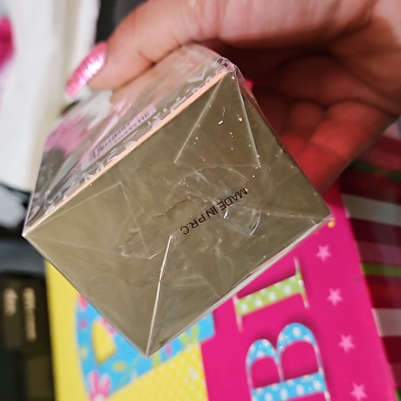 Madame 5 by MG Eau De Parfume for Women 0.9 FL Oz 25 - Picture 4 of 5